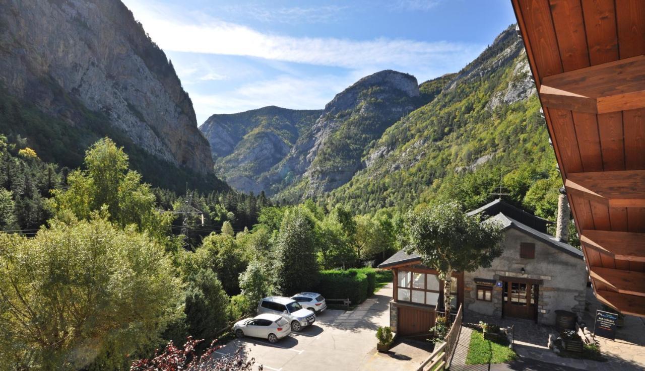 Camping Valle De Bujaruelo ตอร์ลา ภายนอก รูปภาพ